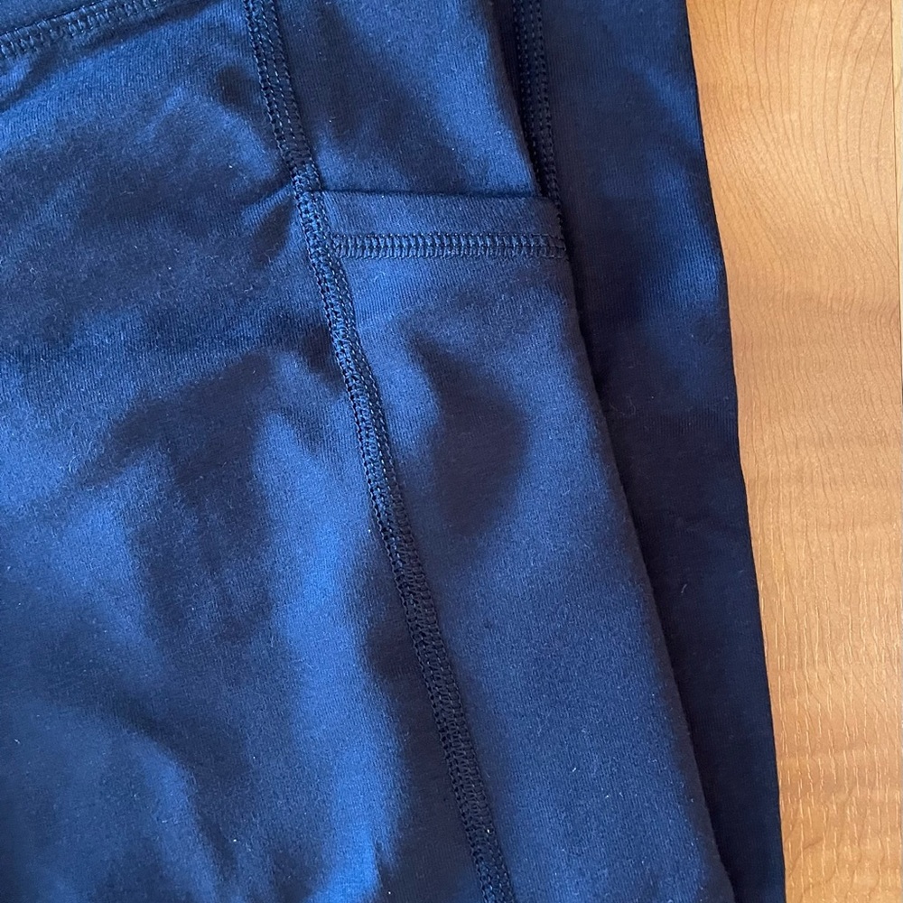 PACT pocket leggings - NWOT (Sm) - Picture 3 of 4